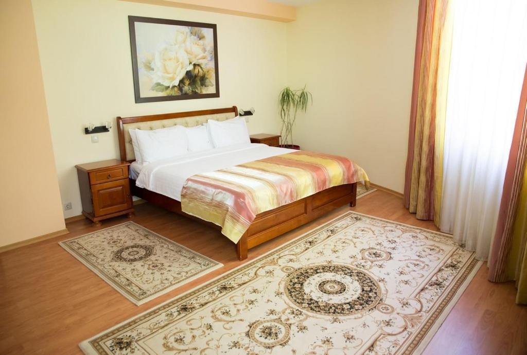 Hotel Nemira Slanic-Moldova Bagian luar foto