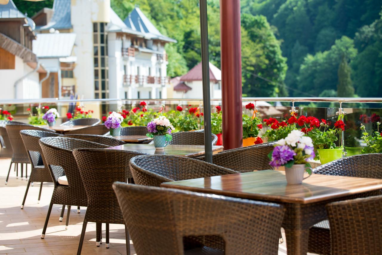Hotel Nemira Slanic-Moldova Bagian luar foto