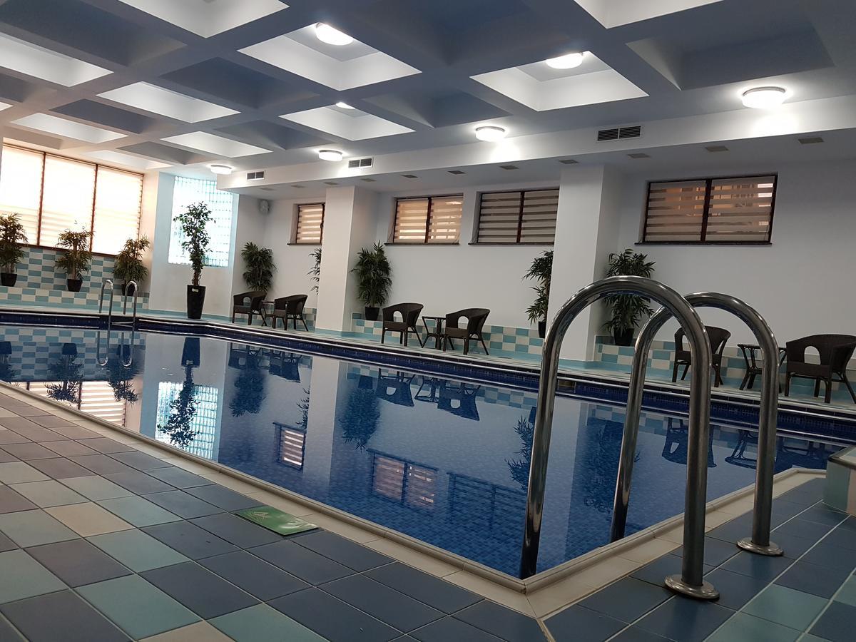 Hotel Nemira Slanic-Moldova Bagian luar foto