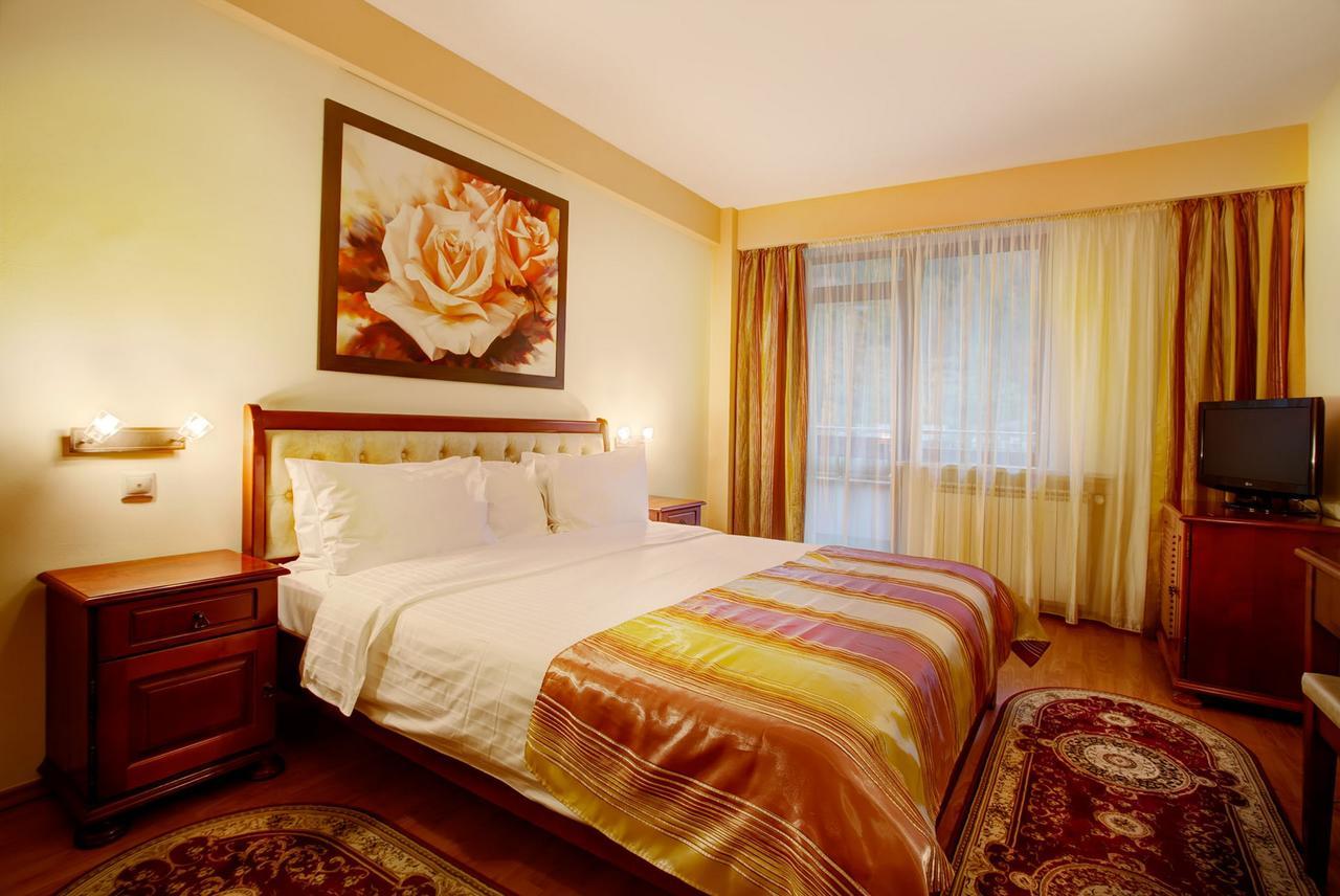Hotel Nemira Slanic-Moldova Bagian luar foto