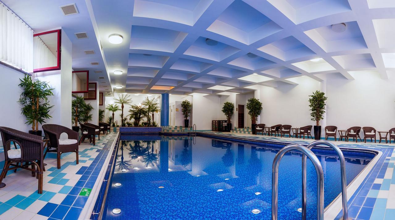 Hotel Nemira Slanic-Moldova Bagian luar foto