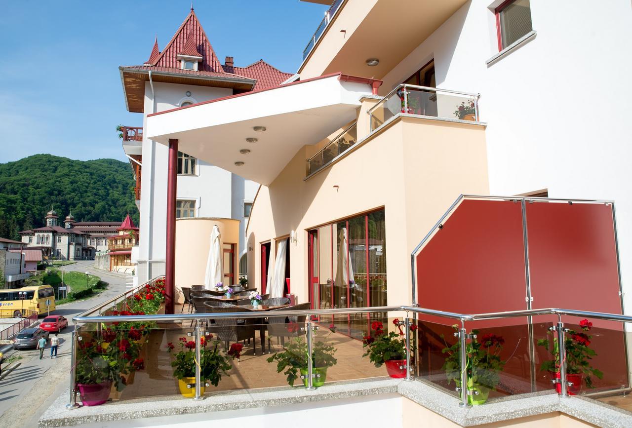 Hotel Nemira Slanic-Moldova Bagian luar foto