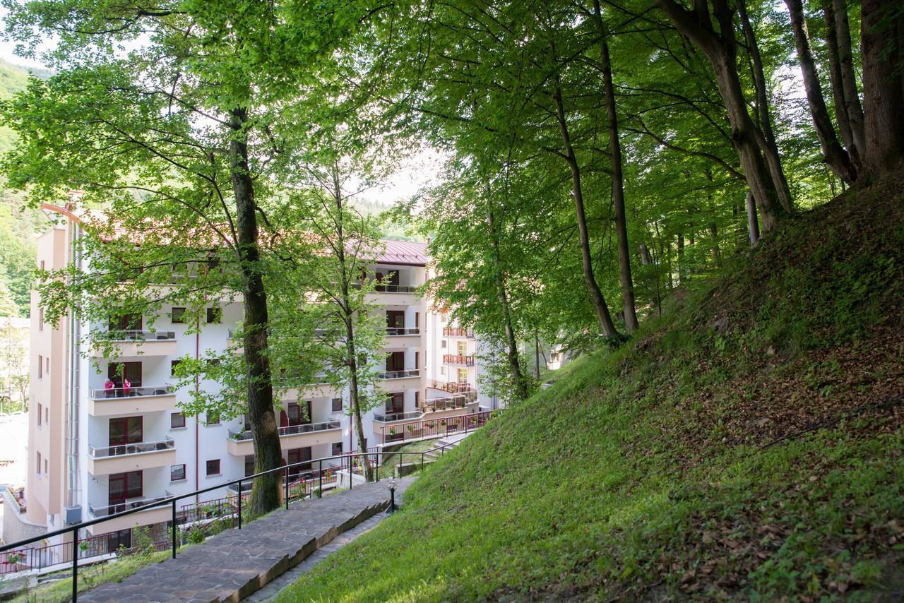 Hotel Nemira Slanic-Moldova Bagian luar foto